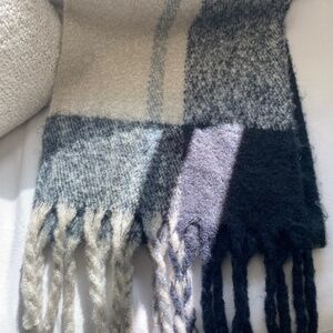 Blanket Like Scarf/Wrap